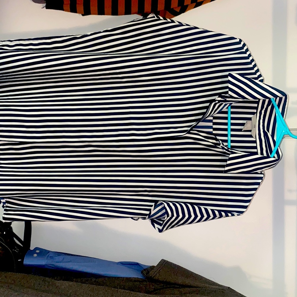Black and white long blouse